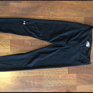 Under Armour women’s athletic leggings